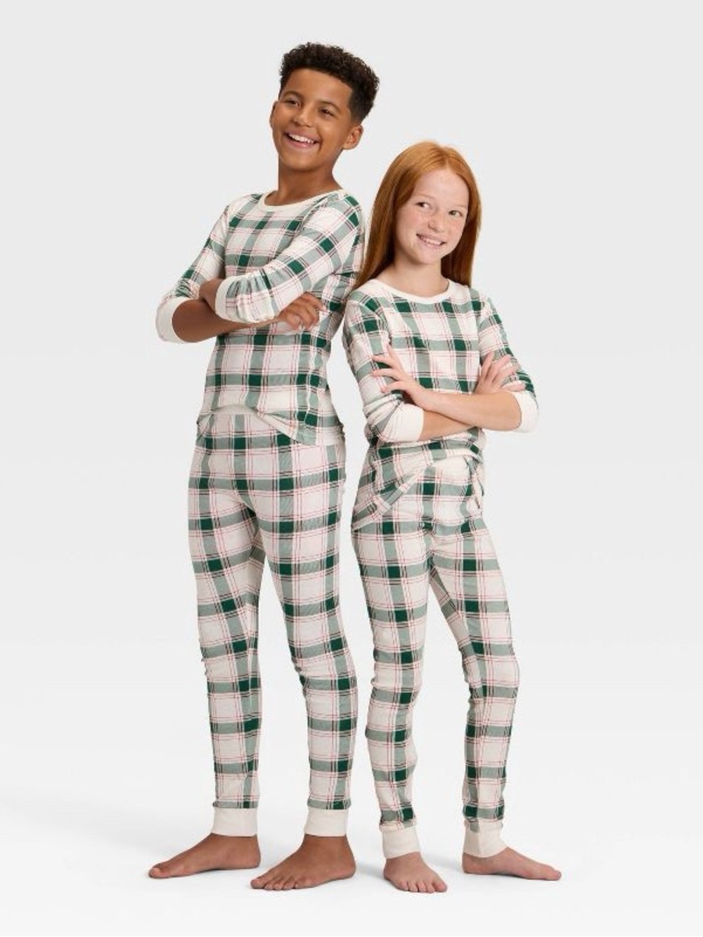 Kid’s Holiday Plaid Family Matching Pajama Set Unisex 4T